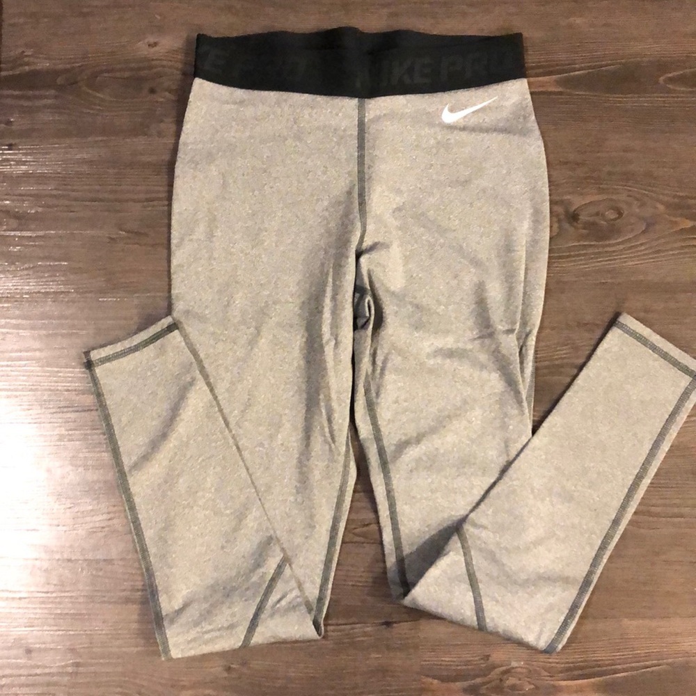 Nike Pro full length workout leggings